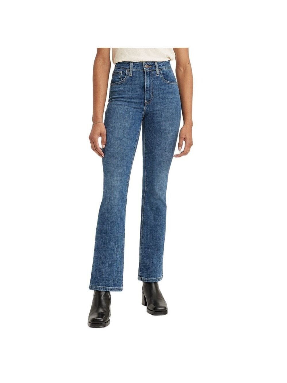 Levi's 725 High Rise Bootcut Jeans Size 31